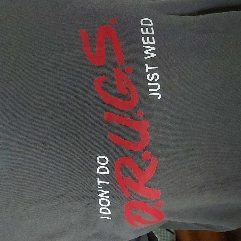 Funny Tshirt I don't do drugs just w--d 420